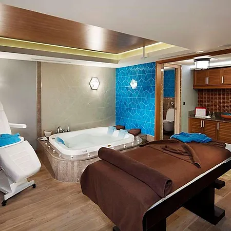 阿凡诺斯卡帕多西亚希尔顿逸林酒店 酒店 阿瓦诺斯