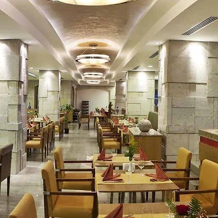 호텔 더블트리 바이 힐튼 카파도키아 아바노스