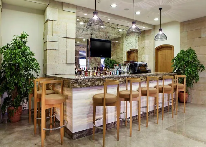 阿凡诺斯卡帕多西亚希尔顿逸林酒店 酒店